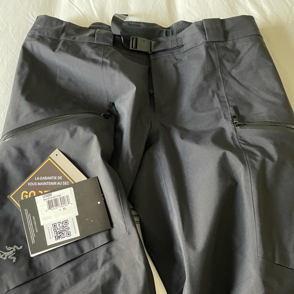 Arc’Teryx Sabre Pant in men’s XL and black